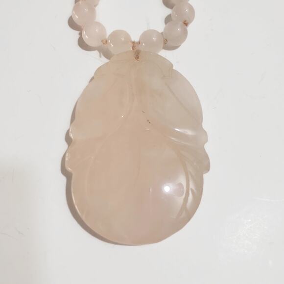 Vintage Rose Quartz Hand Knotted Bead Necklace With Carved Pendant 28" - Picture 3 of 4